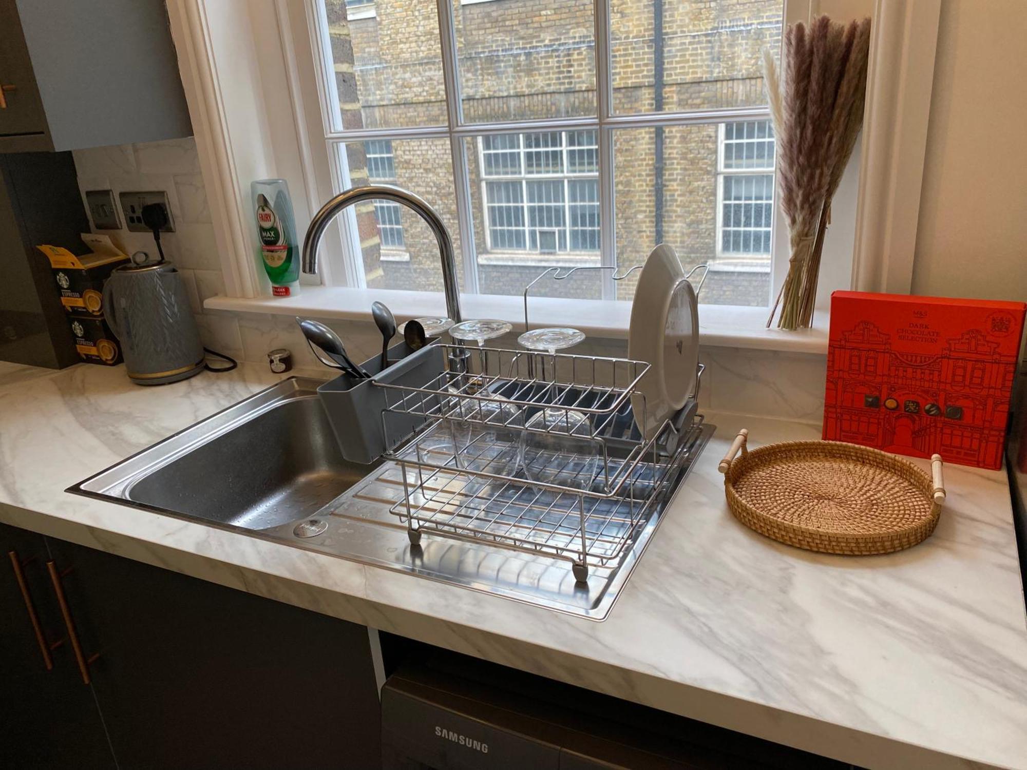 Charming Newly Refurb 2-Bed 2-Bath Whole Apartment Near Hyde Park & Kensington, Prime Paddington Location Zone 1 런던 외부 사진