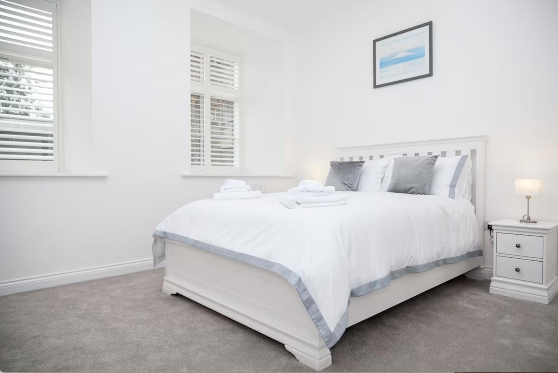 Charming Newly Refurb 2-Bed 2-Bath Whole Apartment Near Hyde Park & Kensington, Prime Paddington Location Zone 1 런던 외부 사진