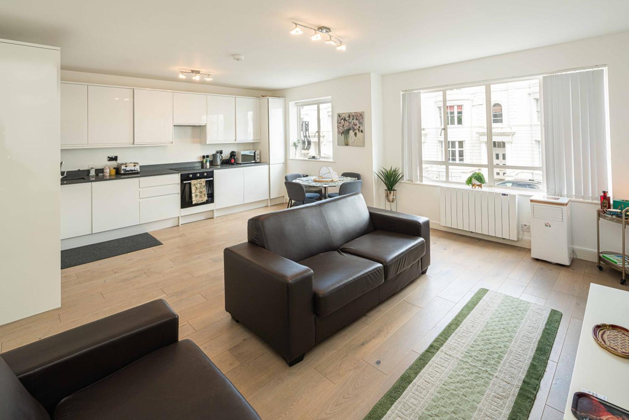 Charming Newly Refurb 2-Bed 2-Bath Whole Apartment Near Hyde Park & Kensington, Prime Paddington Location Zone 1 런던 외부 사진